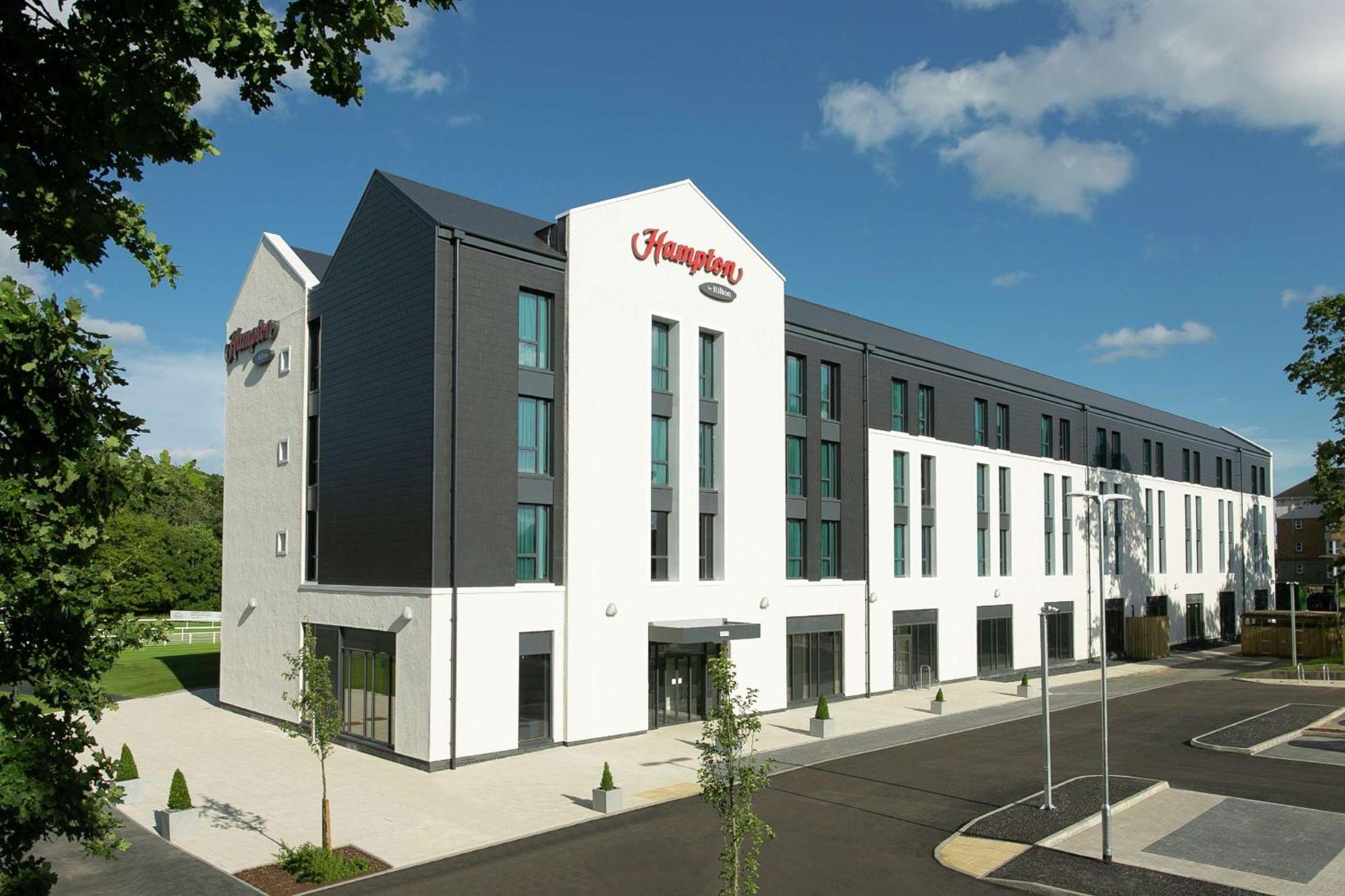 Hampton By Hilton Hamilton Park Hotel Ngoại thất bức ảnh